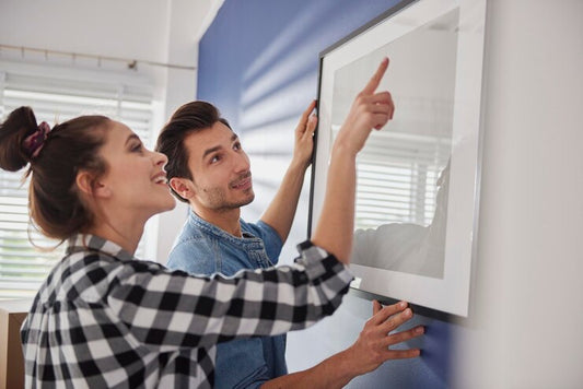 A Guide to Buying Framed Pictures Online: What to Look For